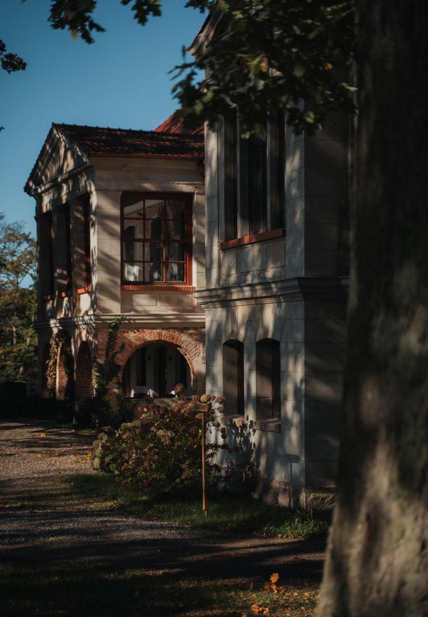 Folwark Wielka Wies - Palac Pod Debem Glowczyce Esterno foto