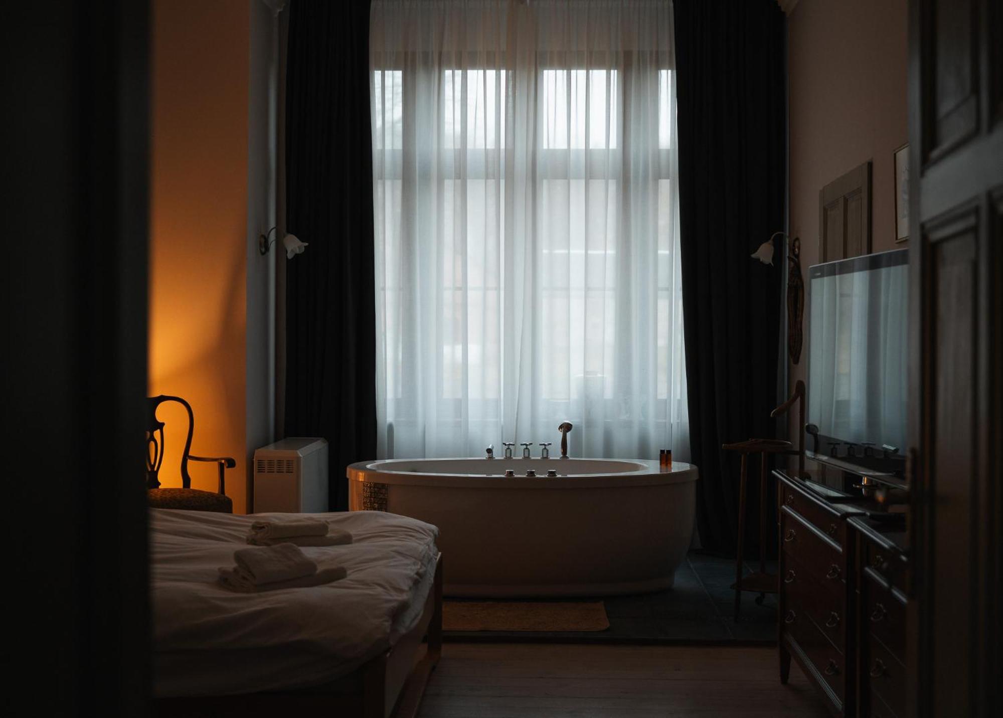 Folwark Wielka Wies - Palac Pod Debem Glowczyce Esterno foto